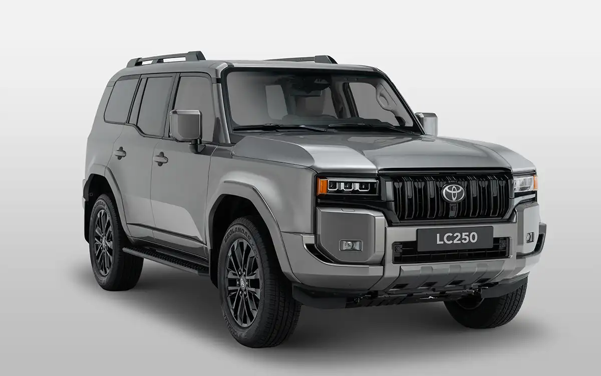 তারেক রহমানের জন্য দেশে পৌঁছেছে ২ কোটি ৭৬ লাখ টাকার জিপ