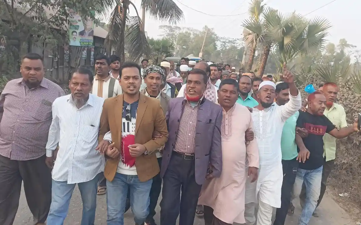 ‎ব্রাহ্মণপাড়া শশীদলে ধানের শীষের পক্ষে ব্যাপক গণমিছিল