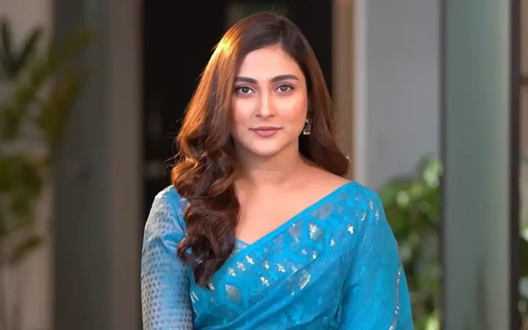 Rising Cumilla - Actress Mehjabeen and her brother acquitted in threats and intimidation case