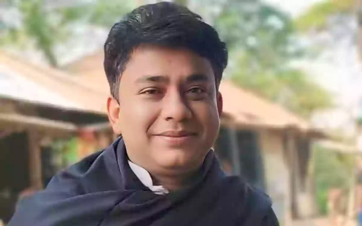 Rising Cumilla - BNP leader booked for beating young man to death after calling him a robber in Noakhali