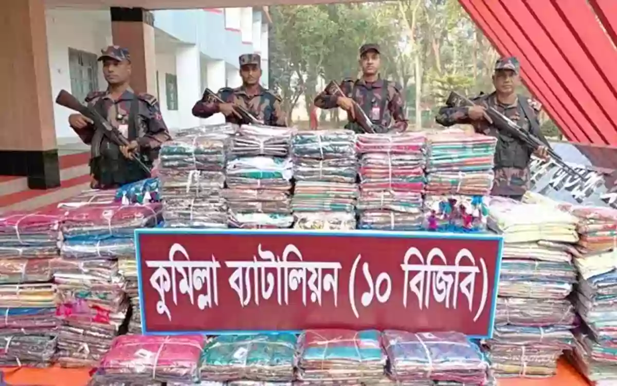 Rising Cumilla - Indian sarees-three-piece worth around Tk 5.7 million seized at Comilla border