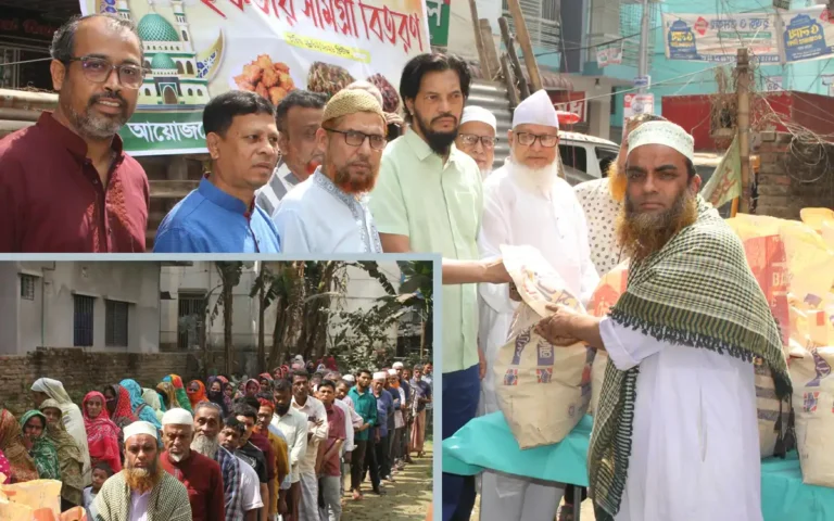 Rising Cumilla - Iftar items distributed among the helpless at the initiative of Comilla Jhautala Flat Owners Association