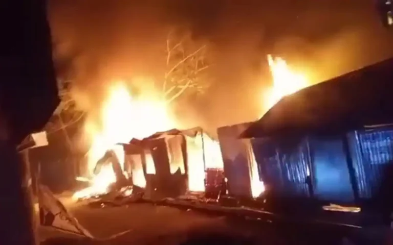 Rising Cumilla - Tensions rise over BNP office fire in Nabinagar