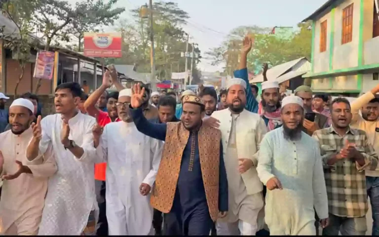 Rising Cumilla - The 11-party alliance candidate's scale in Comilla-5 constituency is a symbol of public campaigning