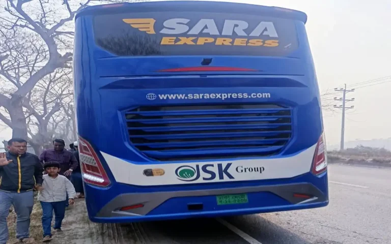 Rising Cumilla - Woman killed after being run over by bus under foot over bridge in Chandina, Comilla