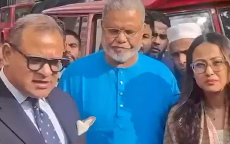 ভাইরাল ভিডিও বিতর্ক: আদালতে লিখিত ব্যাখ্যা দিলেন মঞ্জুরুল আহসান মুন্সী