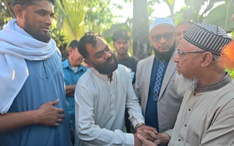 কুমিল্লায় আগুনে পুড়ে ছাই ‘সততা বেকারি’, শতাধিক শ্রমিক বেকার