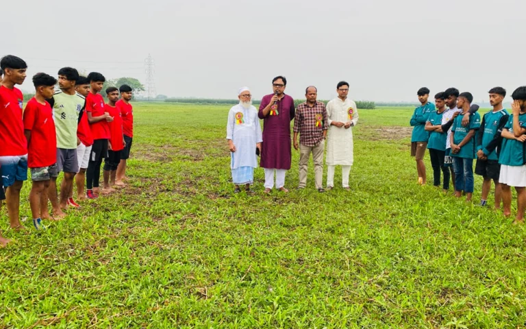 ‎হোমনা'র নয়াকান্দি গ্রামে প্রীতি ফুটবল ম্যাচ অনুষ্ঠিত