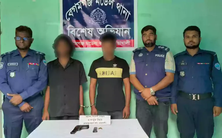 Rising Comilla - Two terrorists arrested with foreign pistols in Noakhali