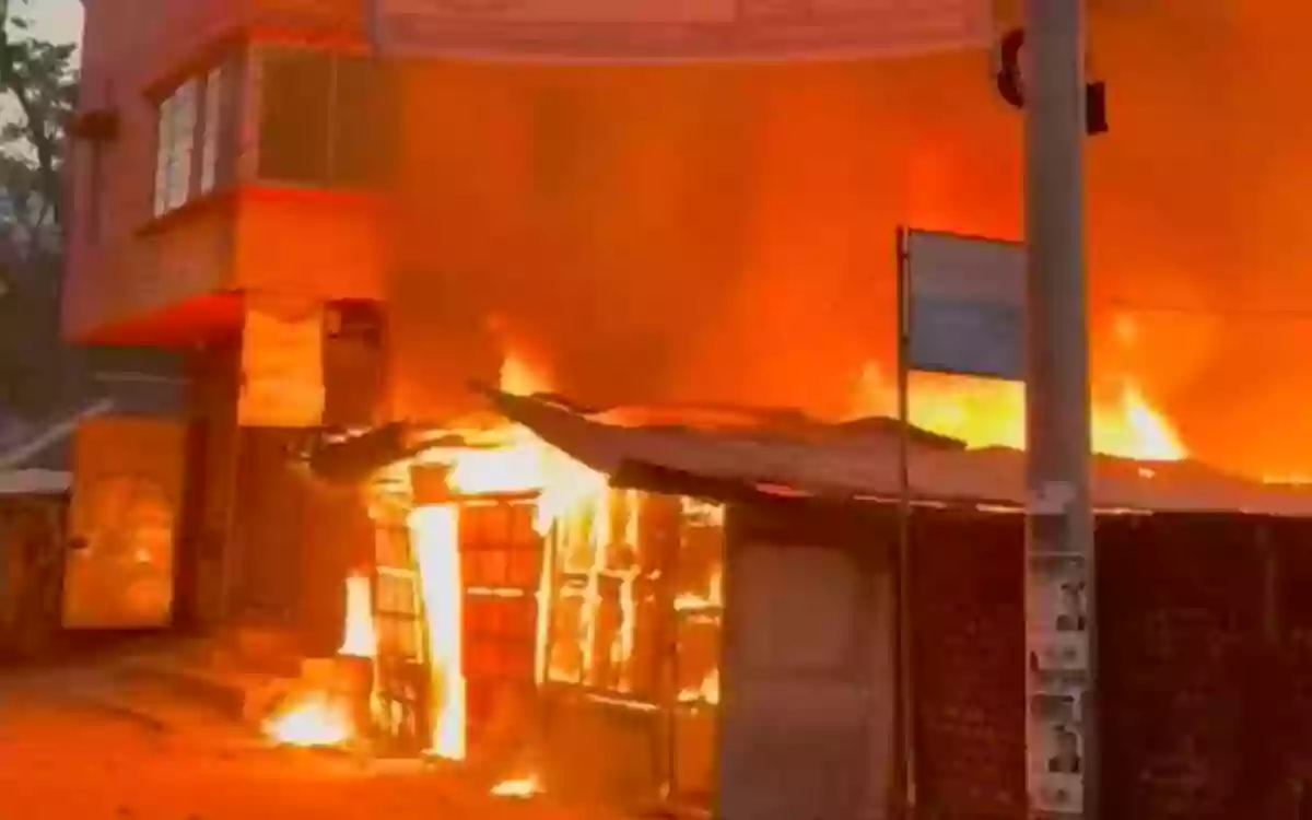 Rising Cumilla -4 shops gutted in fire in Companiganj, Noakhali