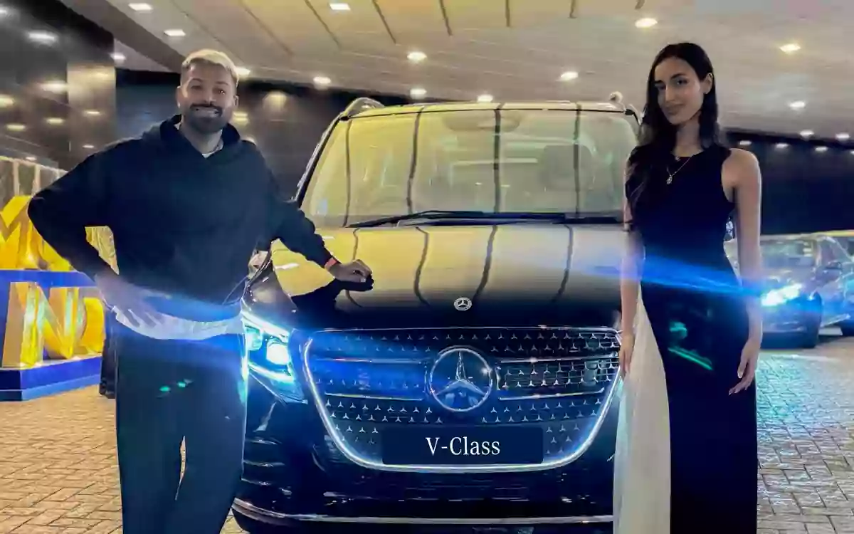 Rising Cumilla - Amidst IPL, Hardik is in the news again for his extravagant gift for his girlfriend