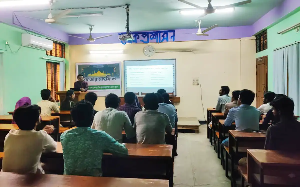 Rising Cumilla - Berobi Press Club holds Iftar party and writing workshop