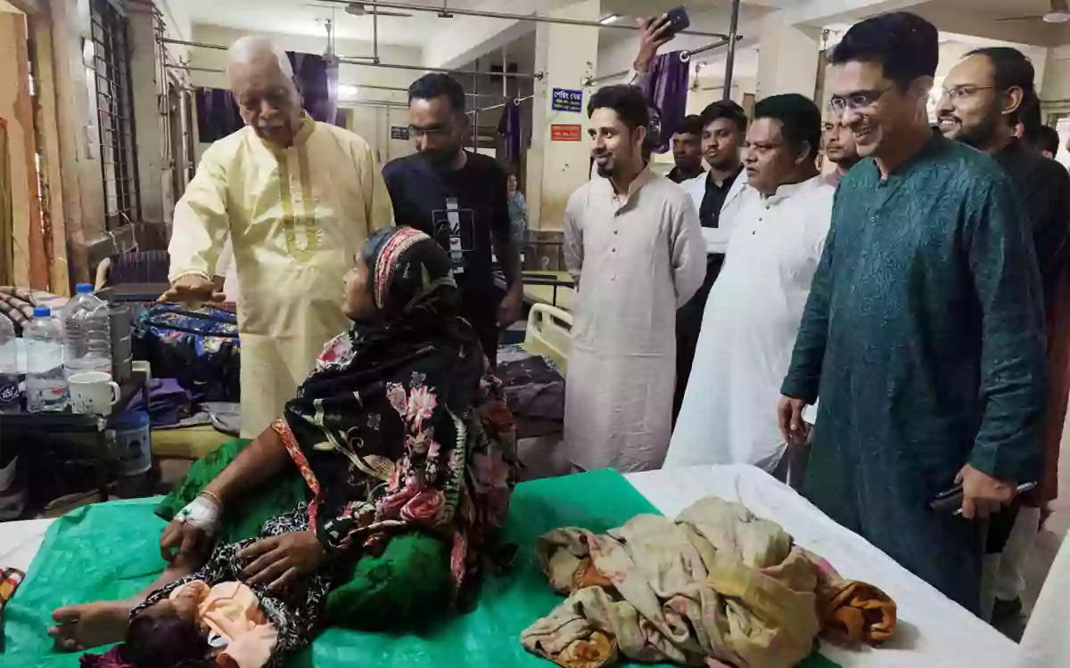 Rising Cumilla - Feni-2 MP inquires about patients at Feni General Hospital on Eid