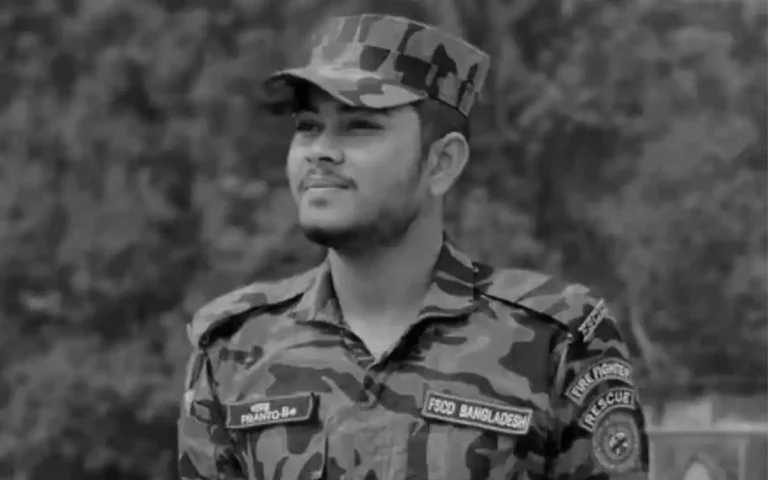 Rising Cumilla - Firefighter dies on way to visit sick father