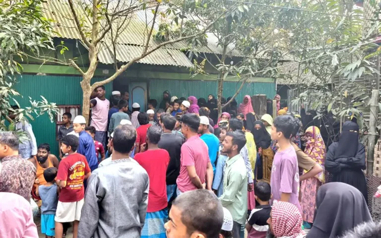 Rising Cumilla - Mysterious death of mother and daughter in Chandina- Bodies found hanging from two rooms of the same house