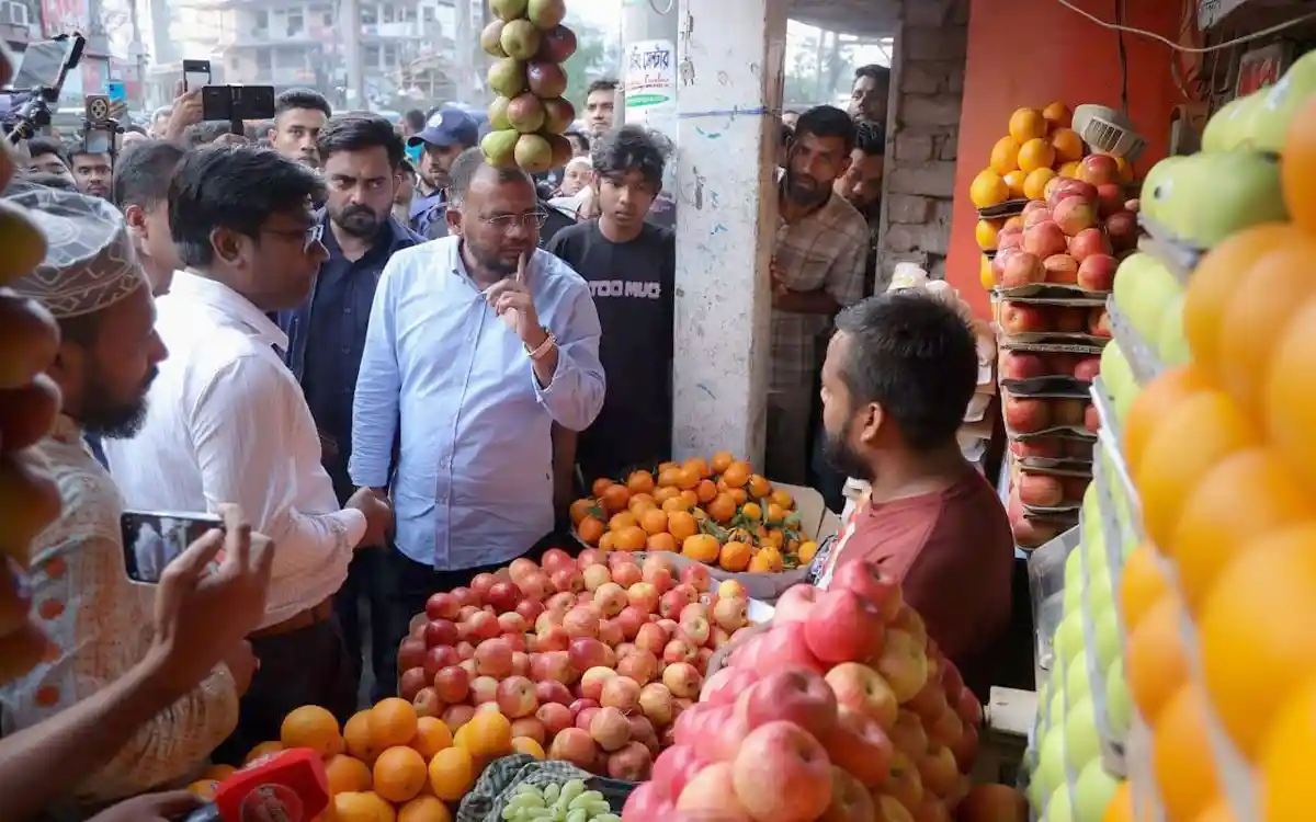 কুমিল্লা নগরীতে যানজট নিরসনে উচ্ছেদ অভিযান, সড়ক-ফুটপাত দখলমুক্তের উদ্যোগ