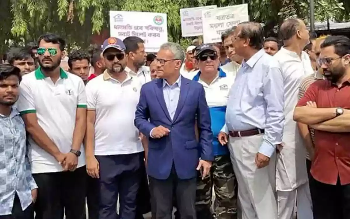 Rising Cumilla - Battery-powered auto-rickshaws to be banned in phases, says Road Transport Minister