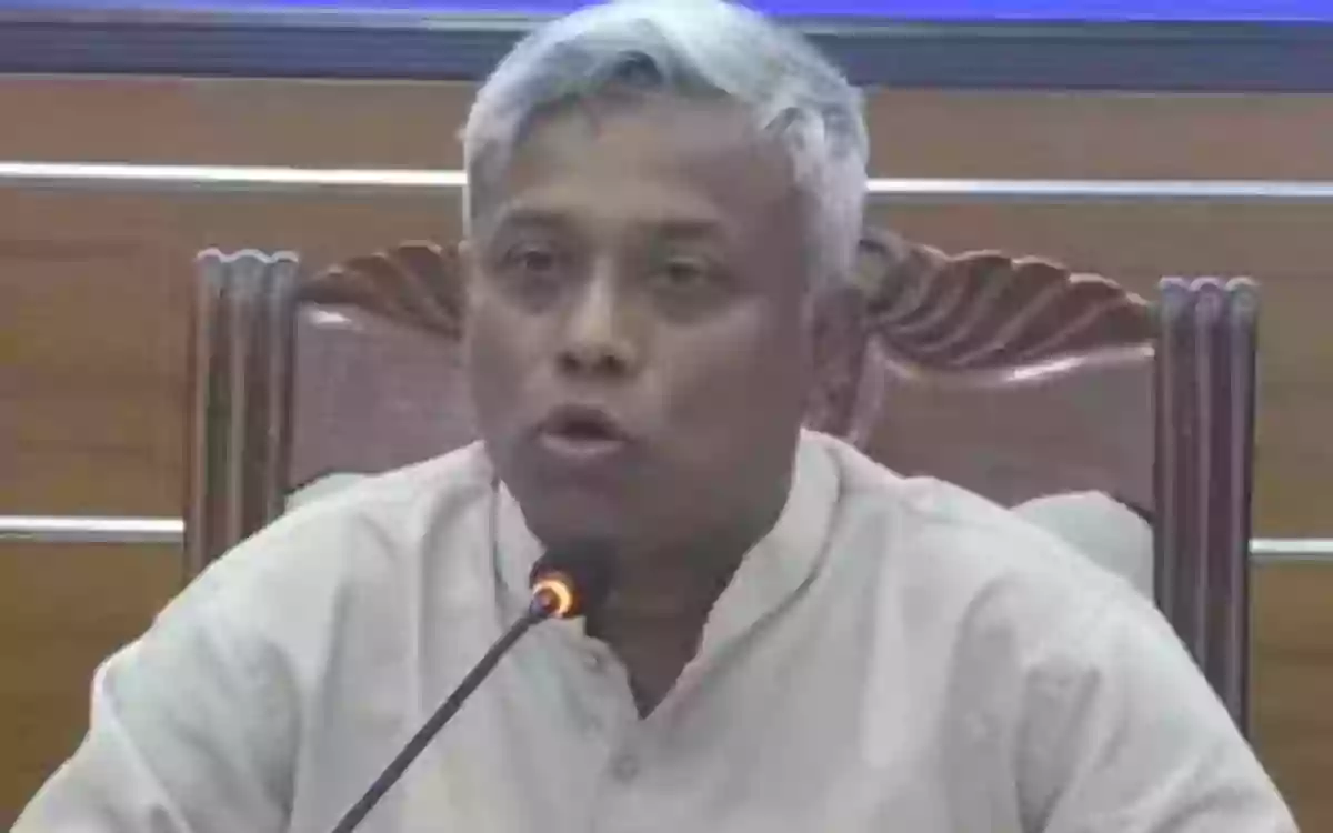 Rising Cumilla - Country has full fuel reserves for April and May-State Minister