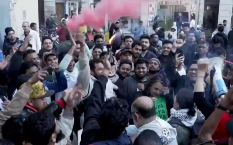 Rising Cumilla - Spain legalizes 500,000 immigrants, Bangladeshis rejoice