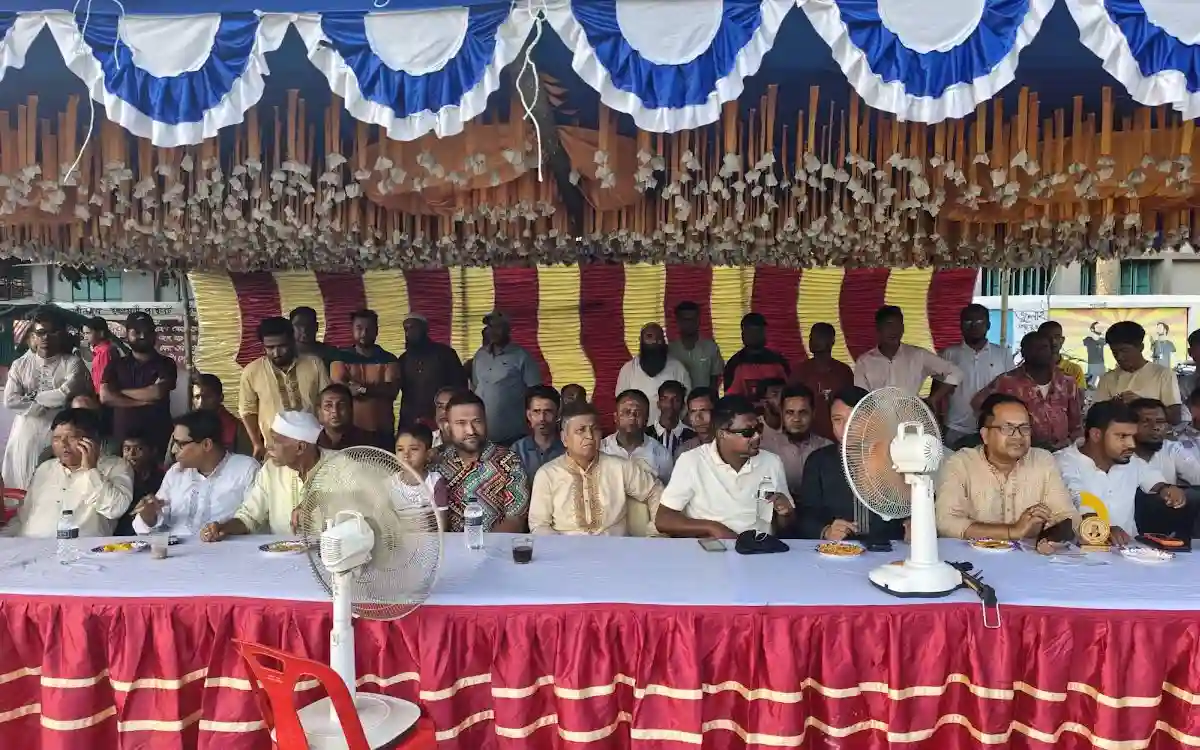 নবীনগরে মরহুম দেনু মিয়া ফুটবল টুর্নামেন্টের উদ্ধোধন করলেন এডভোকেট আব্দুল মান্নান এমপি