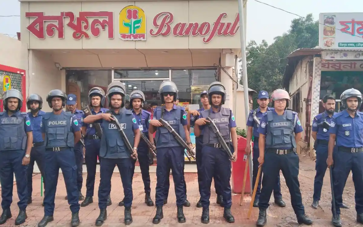 বাহুবলে ঈদুল আজহা উপলক্ষে পুলিশের বিশাল মহড়া, নিরাপত্তা জোরদার