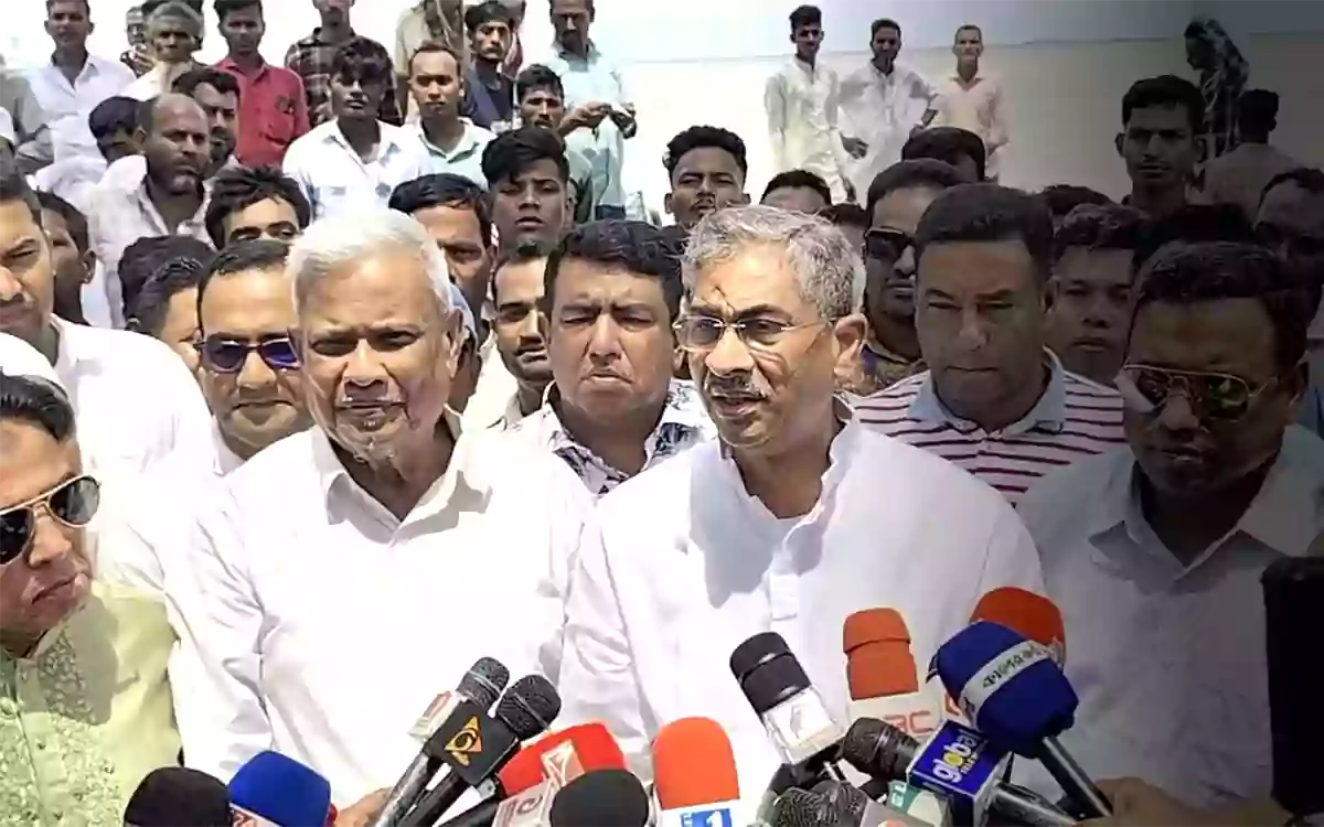 Rising Cumilla - Coast threatened by Meghna erosion, Water Resources Minister assures urgent work