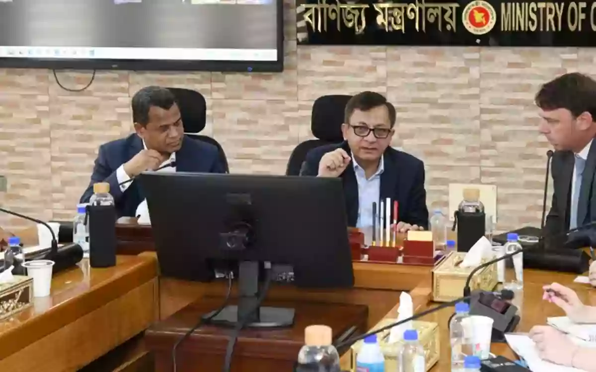 Rising Cumilla - Commerce Minister urges not to panic about trade deal with US