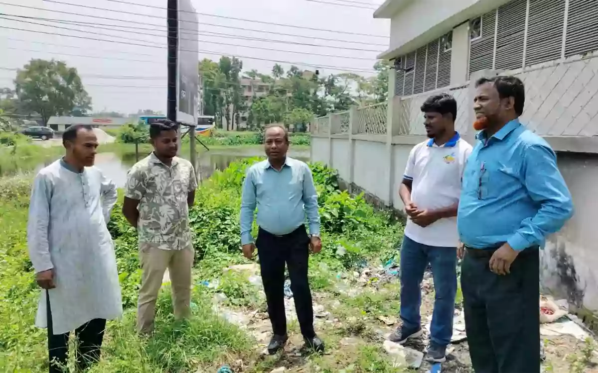 Rising Cumilla - Director General of the Department of Mass Communication inspects the construction site of a modern information complex in Cumilla