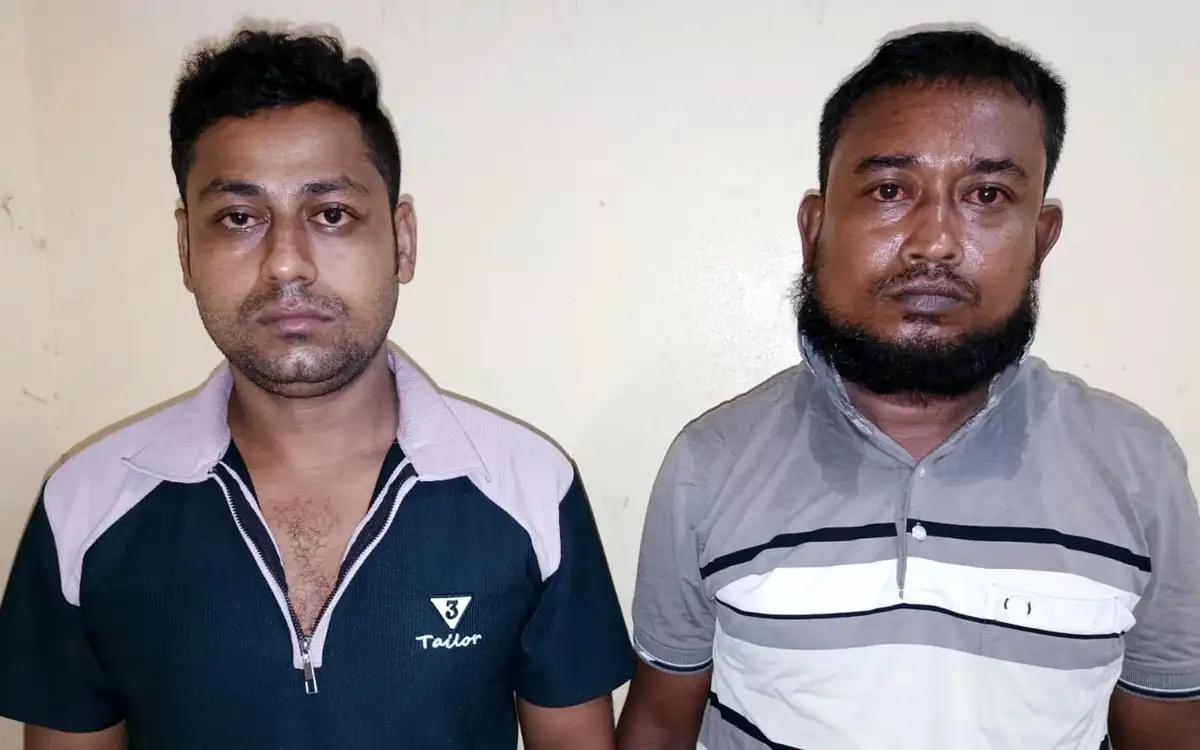 চান্দিনায় এআই প্রযুক্তিতে নারী উদ্যোক্তার ভুয়া ছবি বানিয়ে ব্ল্যাকমেইল, গ্রেপ্তার ২