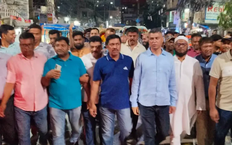 নিষিদ্ধ ঘোষিত আওয়ামী লীগের নৈরাজ্যের প্রতিবাদে কুমিল্লায় বিএনপির অবস্থান কর্মসূচি