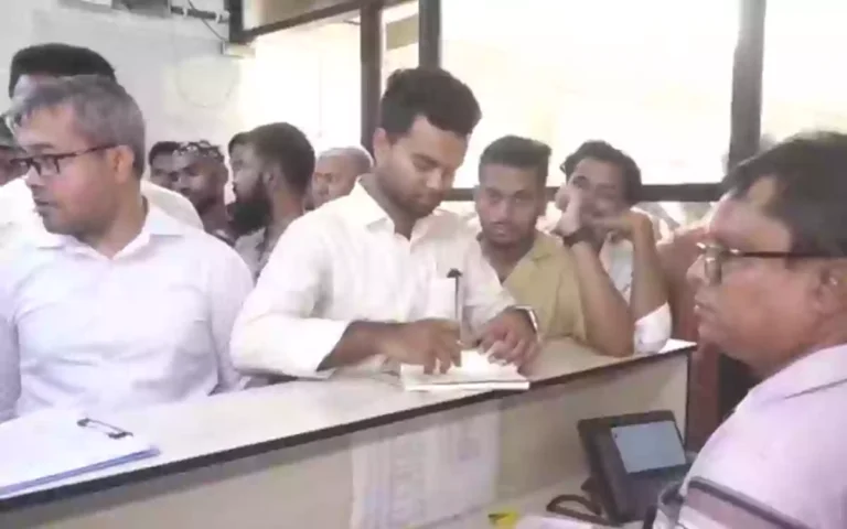 নোয়াখালীতে চার বাস কাউন্টারকে জরিমানা