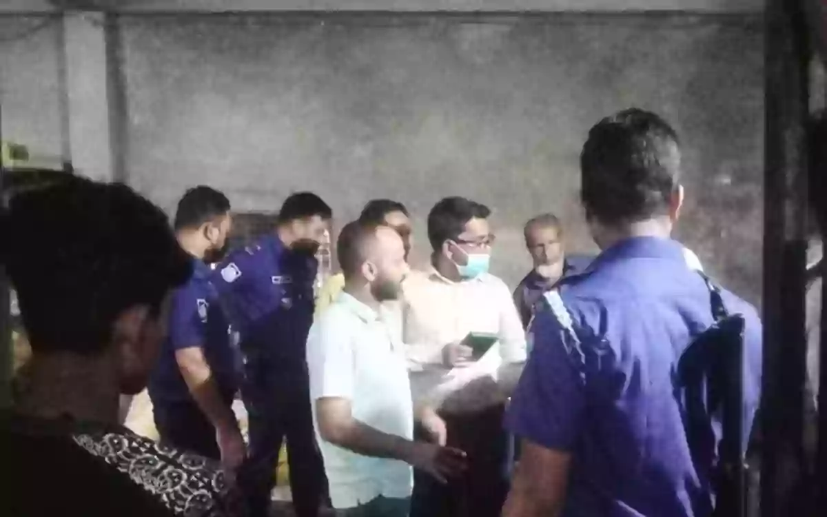 Rising Cumilla - Bakery fined Tk 40,000 in consumer rights campaign in Comilla