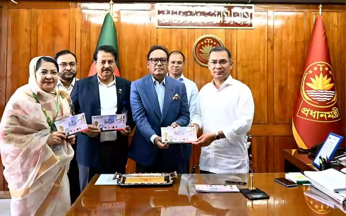 Rising Cumilla - Commemorative postage stamp of 10 taka to mark the Football World Cup unveiled