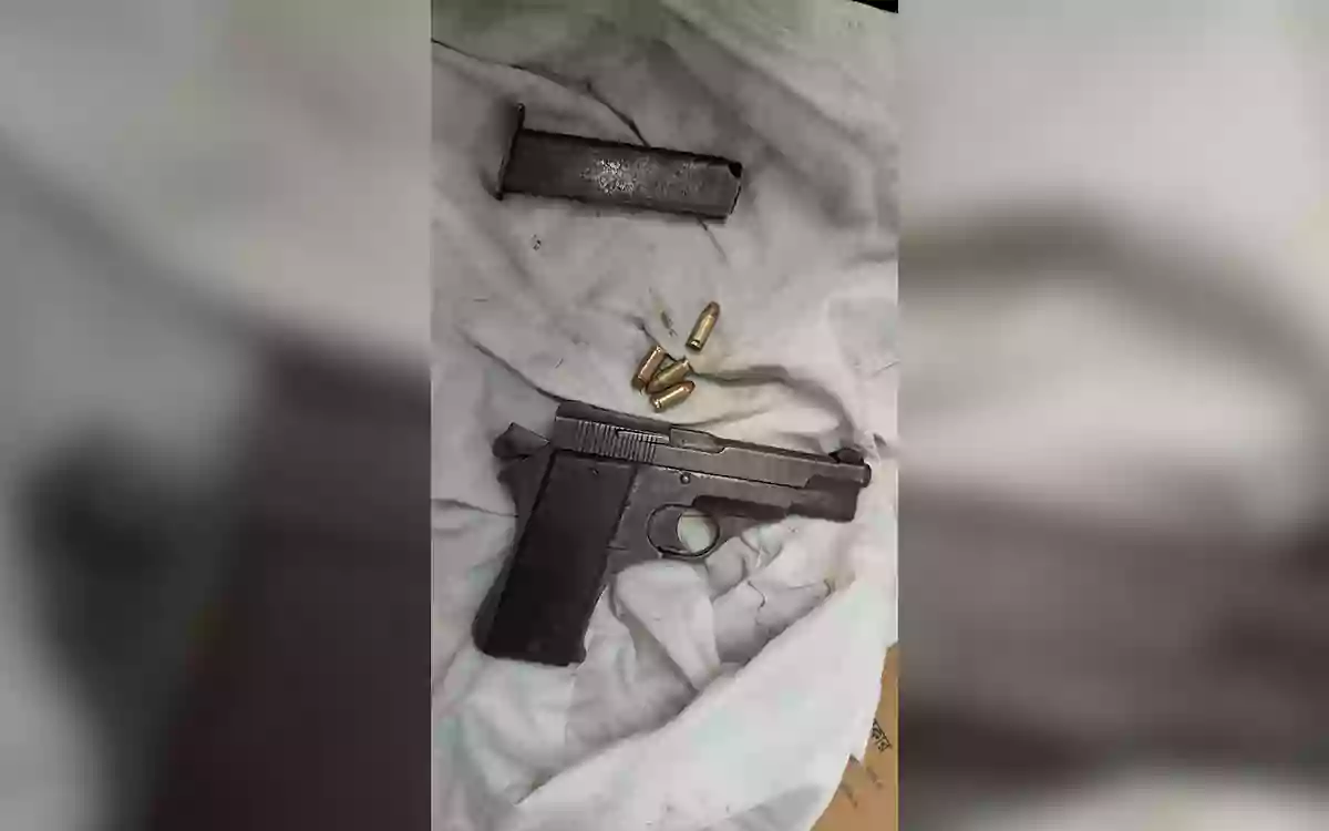 Rising Cumilla - Gunman flees after dropping foreign pistol in Noakhali chase
