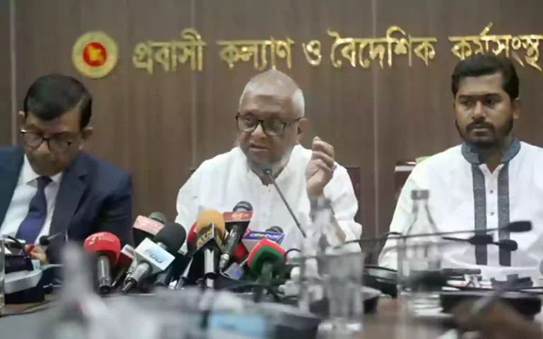 Rising Cumilla - Suffering of workers going to Malaysia- Investigation committee formed, warning of cancellation of license of guilty agency