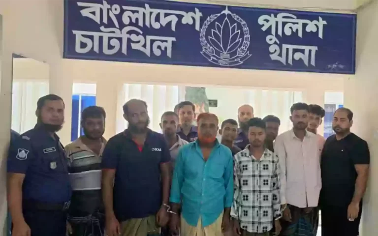 RisingCumilla - 6 arrested from Thai gambling den in Noakhali