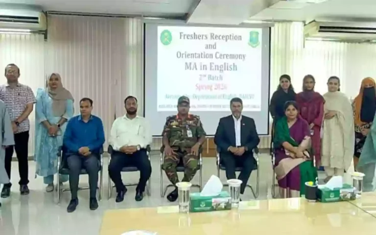 RisingCumilla - The second batch of freshmen of the MA program was held in the English Department of BAIUST