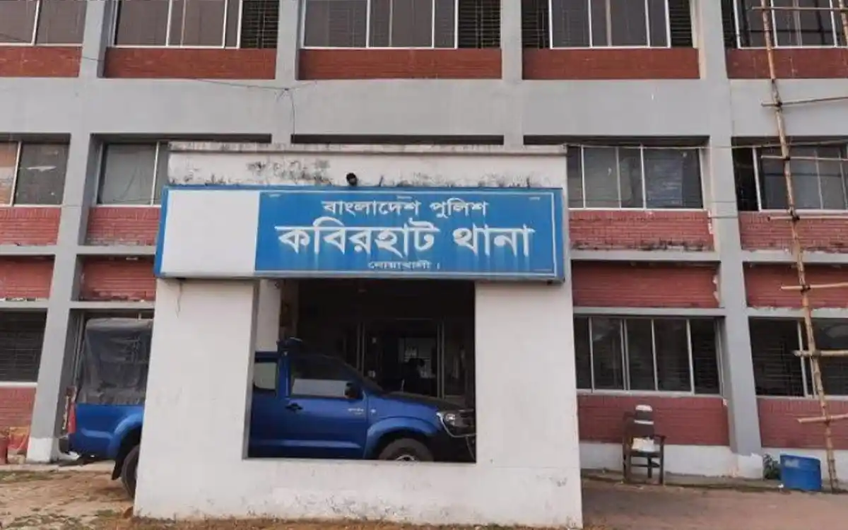 নোয়াখালীতে পিকআপ-মোটরসাইকেল সংঘর্ষে দুই কিশোর নিহত