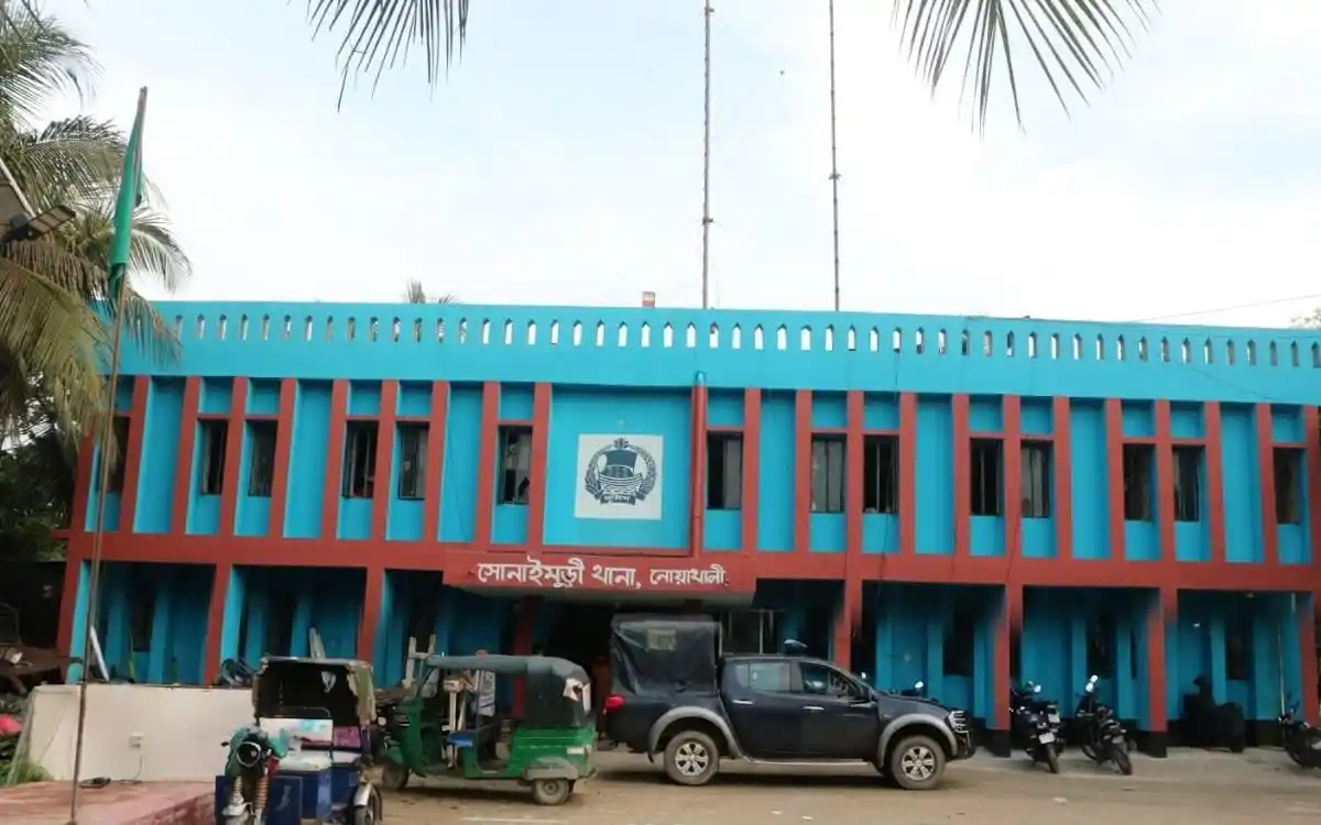 নোয়াখালীর সোনাইমুড়ীতে বাস চাপায় শিশুর মৃত্যু