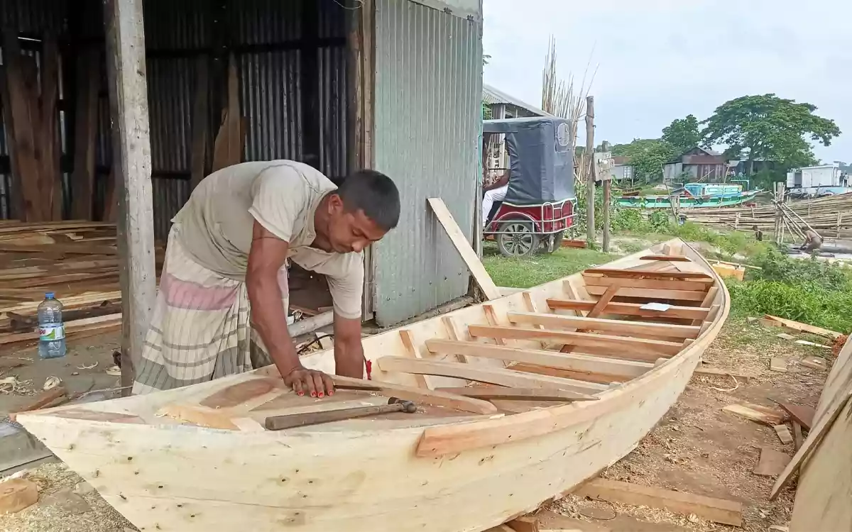 Rising Cumilla - Buying and selling of boats in Matlab, Chandpur