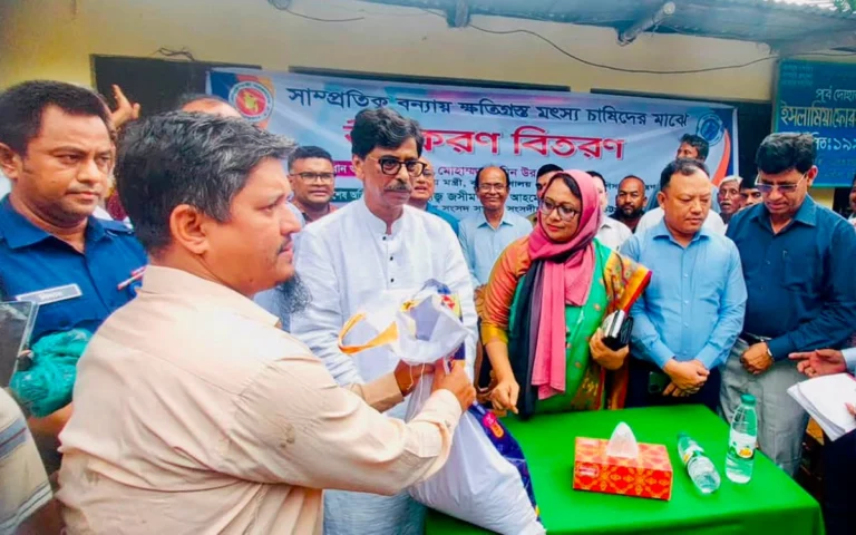 RisingCumilla - Flood-affected farmers in Chattogram to receive paddy seeds and seedlings- 100% of livestock to be vaccinated within 15 days- Agriculture Minister.
