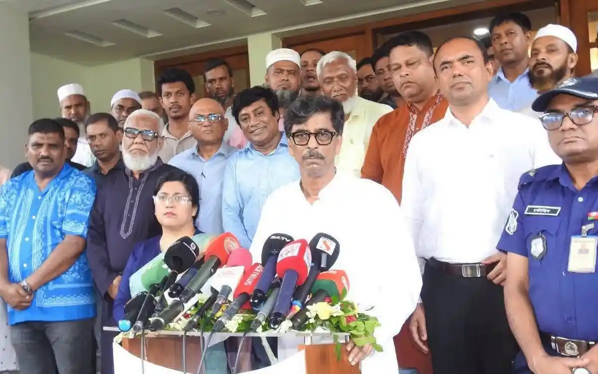 কুমিল্লা স্থলবন্দর দিয়ে মাছ রপ্তানির উদ্যোগ নেওয়া হবে: কৃষিমন্ত্রী