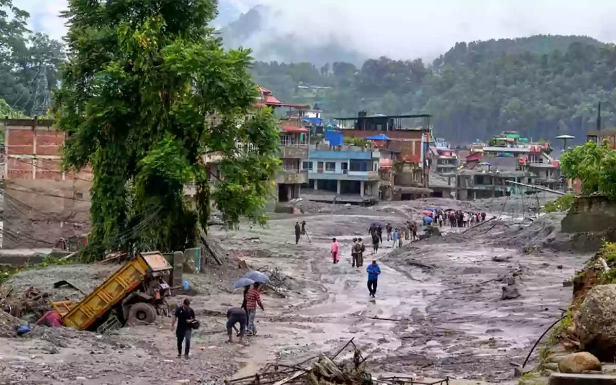 Rising Cumilla - Around 3,000 missing in Nepal floods, death toll rises to 633.