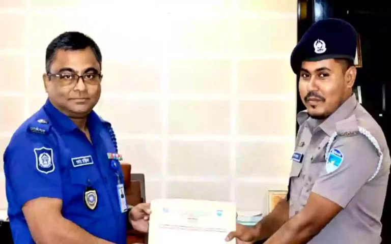 Rising Cumilla - Brahmanbaria police officer rewarded for diving into the Titas River to save a womans life.