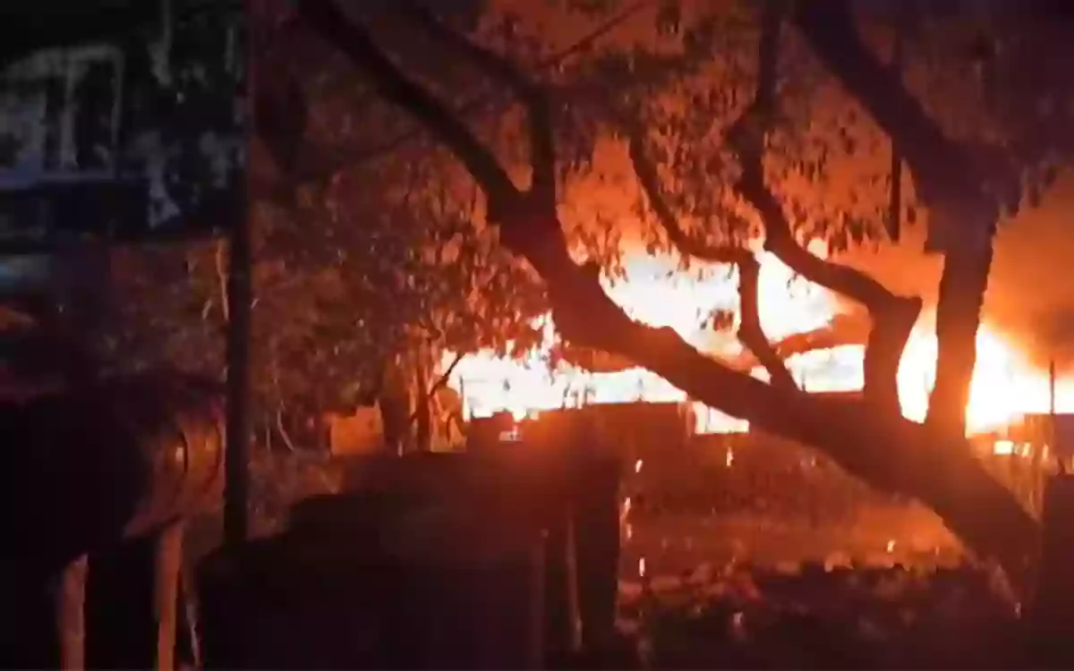 Rising Cumilla - Five shops reduced to ashes in a gas cylinder explosion in Noakhali.