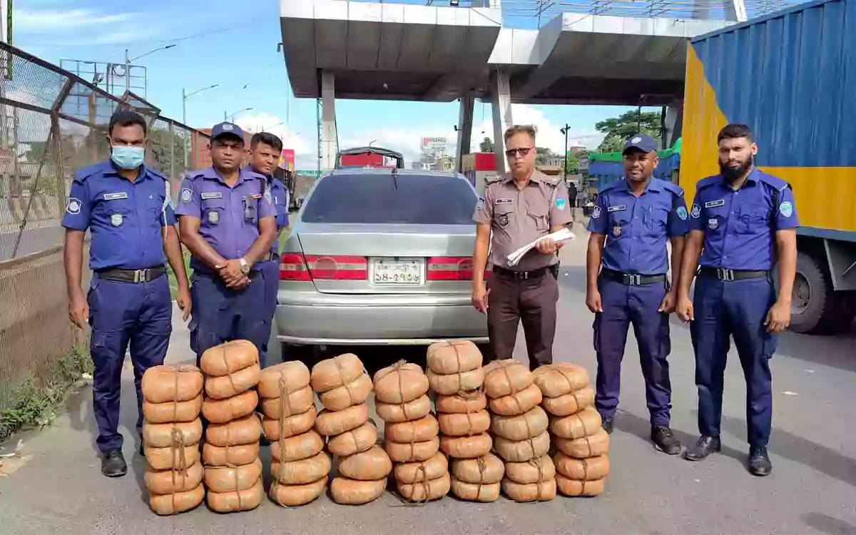 Rising Cumilla - 263 arrested in anti-drug drive in Cumilla