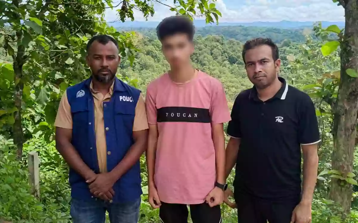 Rising Cumilla - Missing 7th-grade student from Chandpur rescued from remote hilly area of ​​Bandarban.
