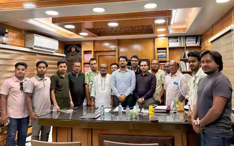 Rising Cumilla - Newly appointed UNO holds exchange meeting with journalists in Nasirnagar