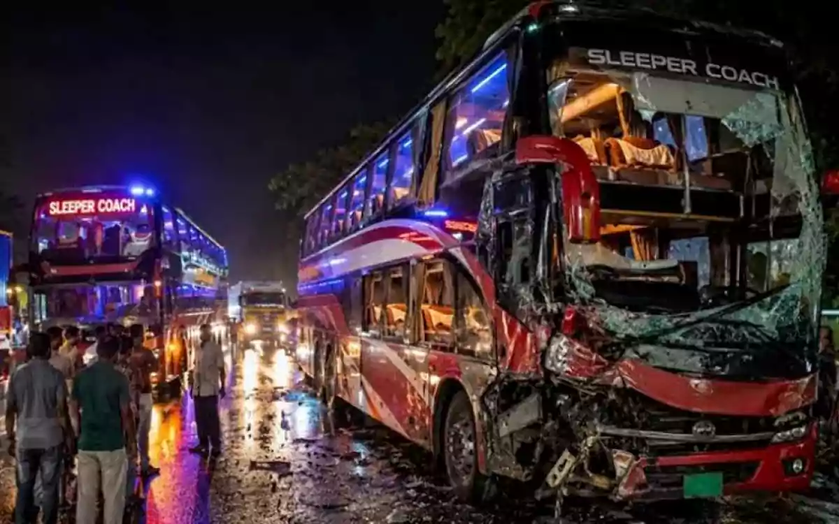 Rising Cumilla - sleeper coach