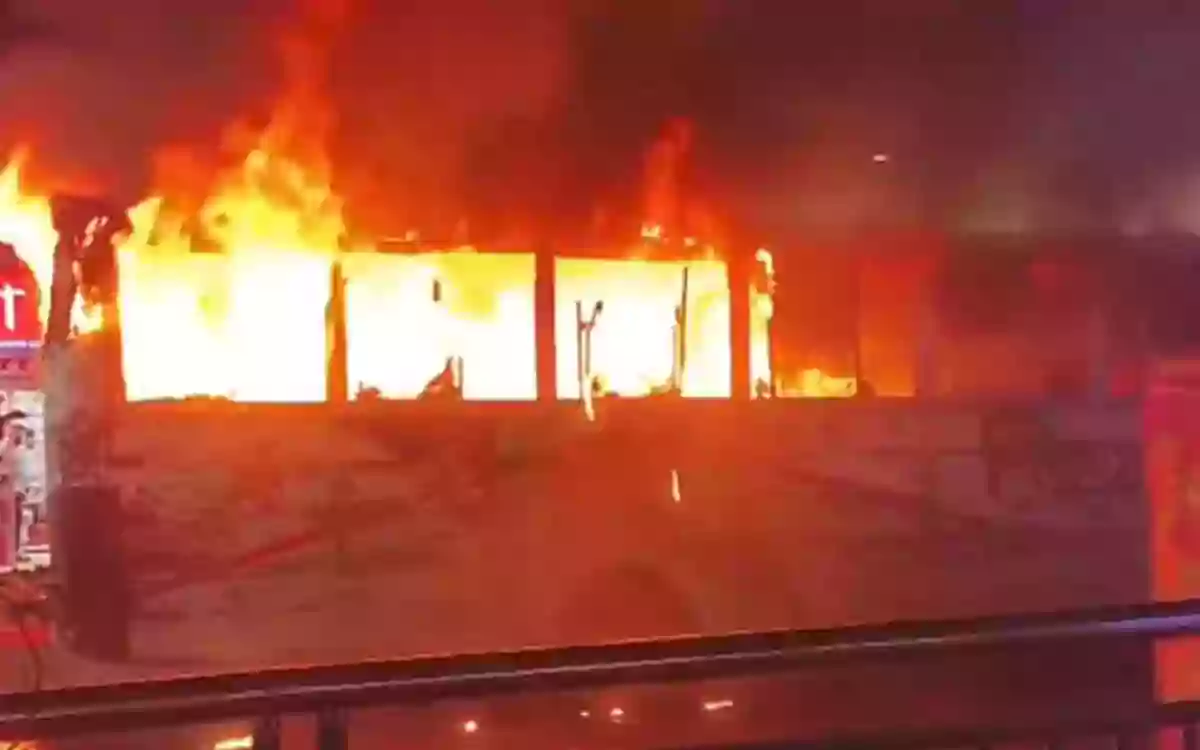 Three buses set on fire in the capital, four crude bombs explode in Jatrabari.